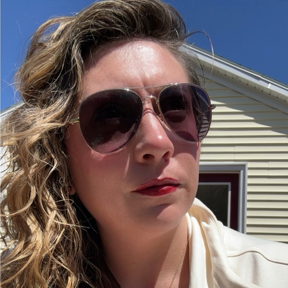 Meet your Posher, Mauranda - Picture 5 of 6